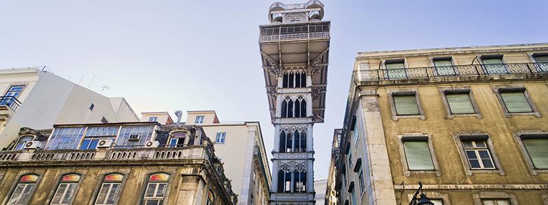 Gade-elevatoren 'Santa Justa' i Portugal
